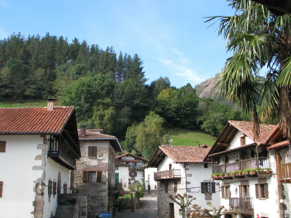 Albergue Olasenea Aterpea Zubieta Kültér fotó