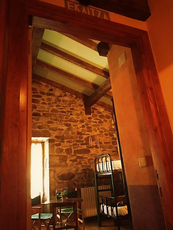 Albergue Olasenea Aterpea Zubieta Kültér fotó